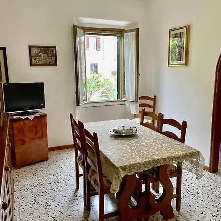Il Giglio Del Porticciolo Apartment